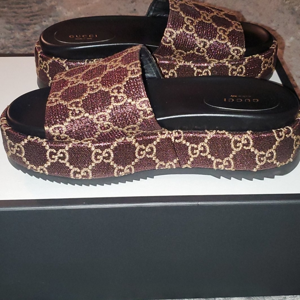 Gucci GG Lame Slide Sandals
